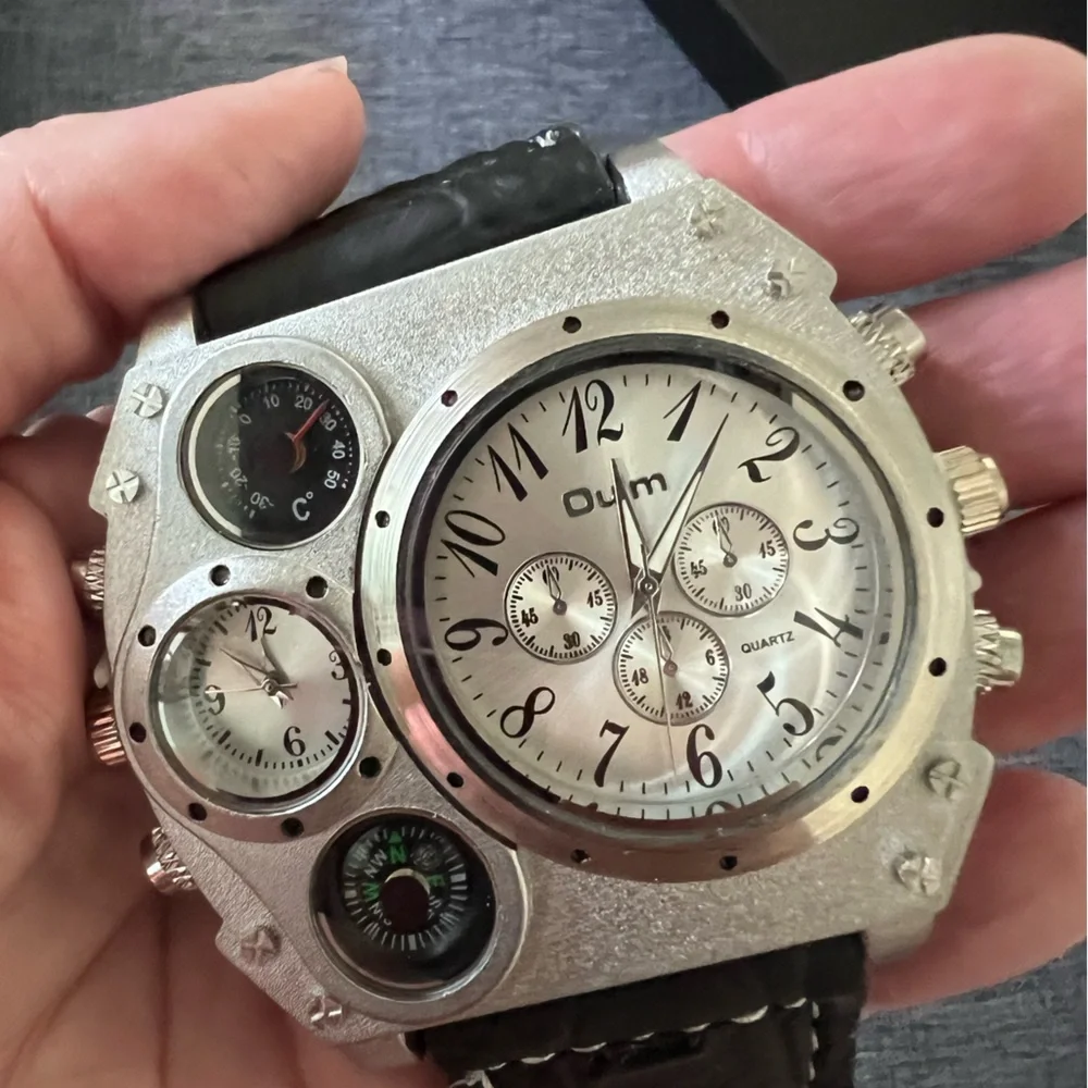 OULM Men’s Watch Silver with All Leather Strap in Black NWT FULL INCLUSION - Picture 9 of 16